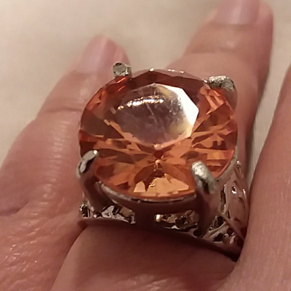 Ladies Ring - Picture 4 of 4